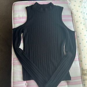 American Eagle Black Cold Shoulder Long Sleeved Top